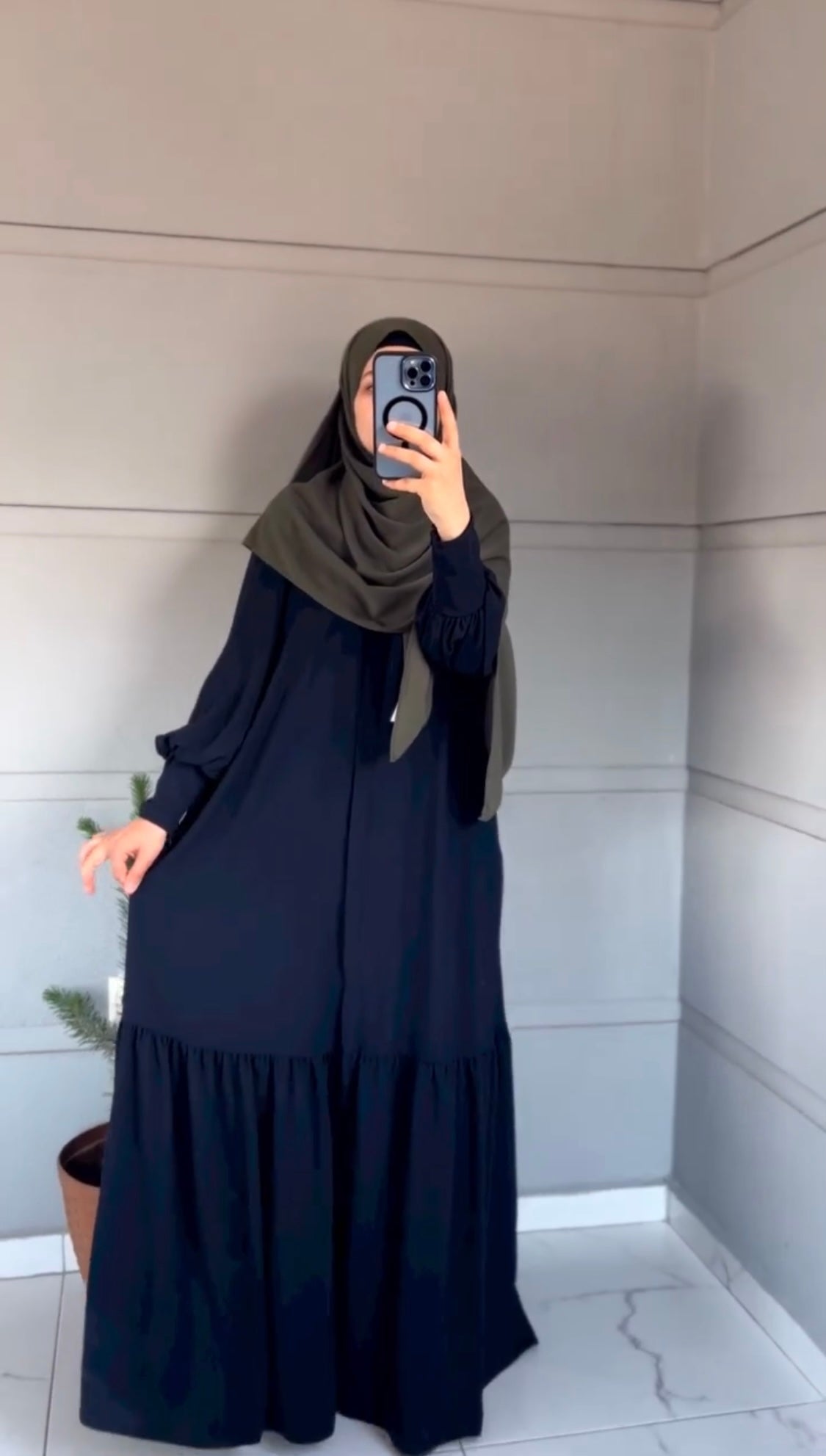 Sapphire - Front Pleated Abaya