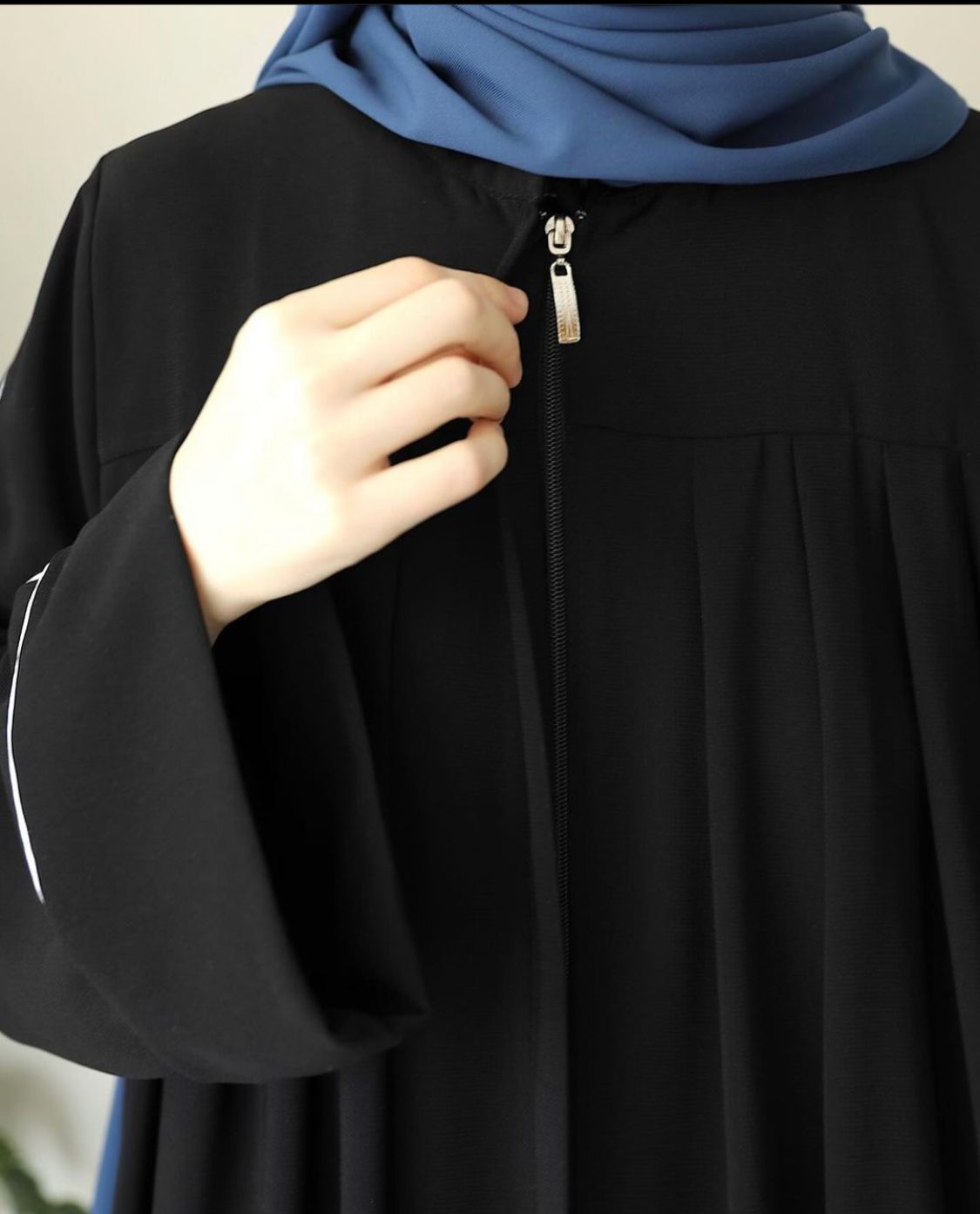 Sable - Front Pleated Abaya