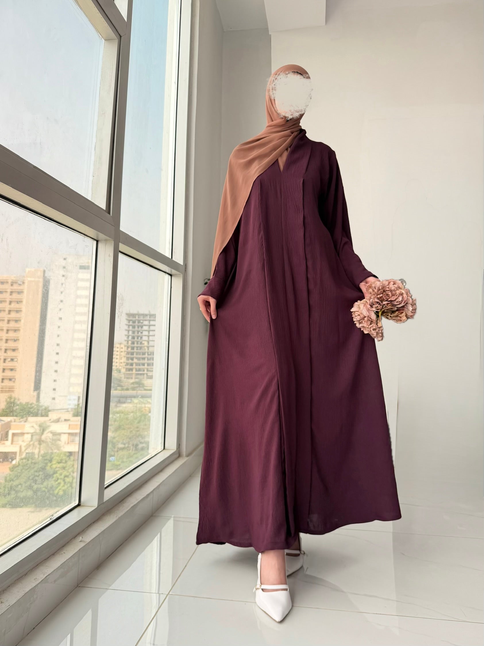 Elara Abaya - Vine