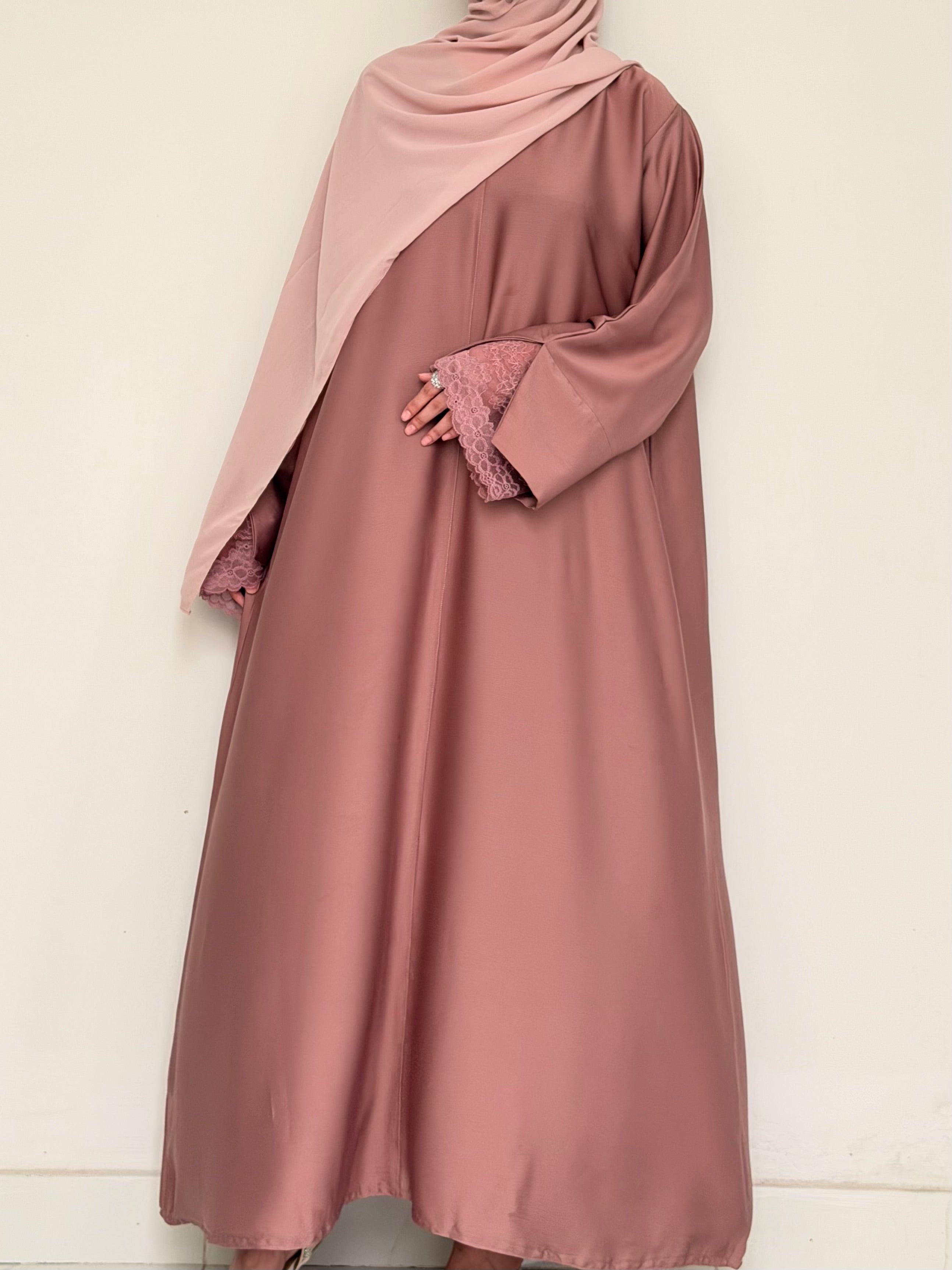 Mira Lace Abaya - Soft Rose
