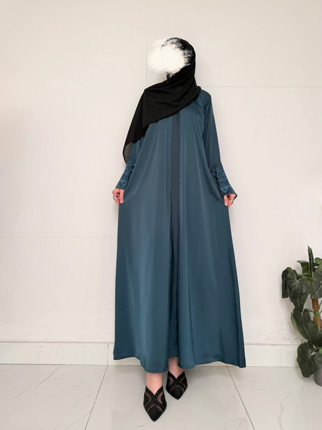 Lantern - Embroidered Abaya with Stonework