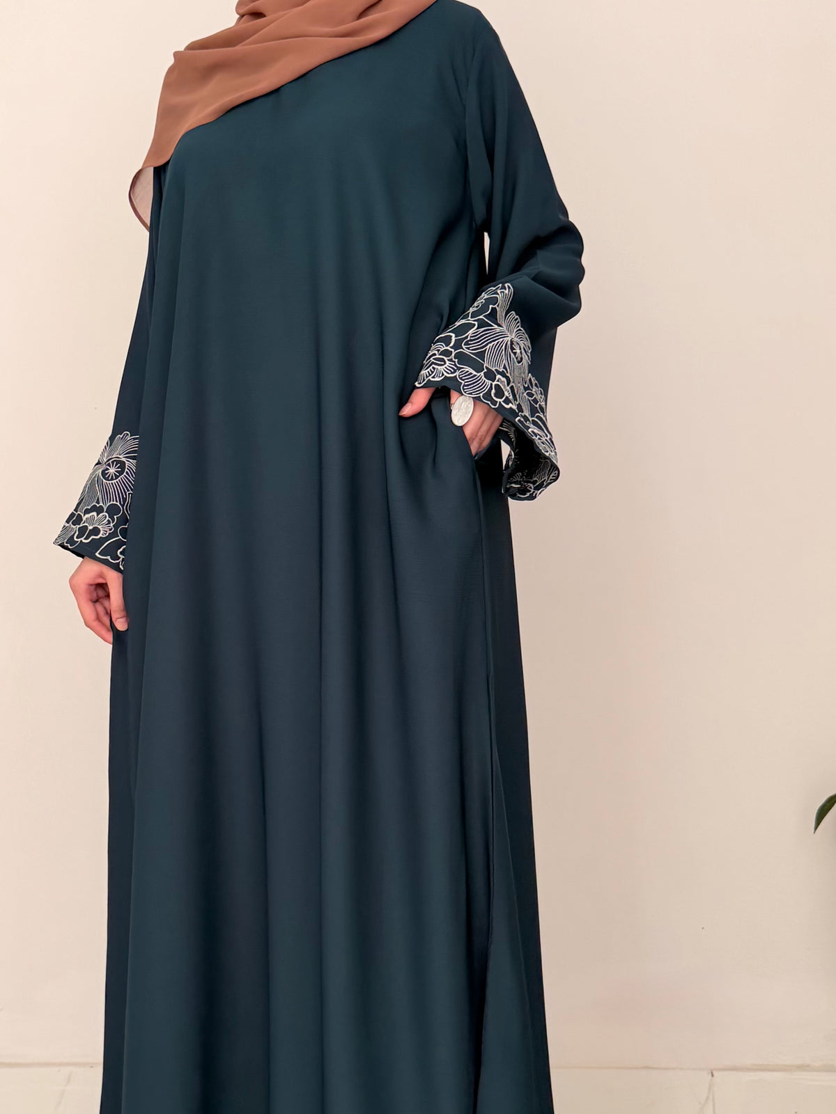 Infinity Embroidered Abaya - Teal