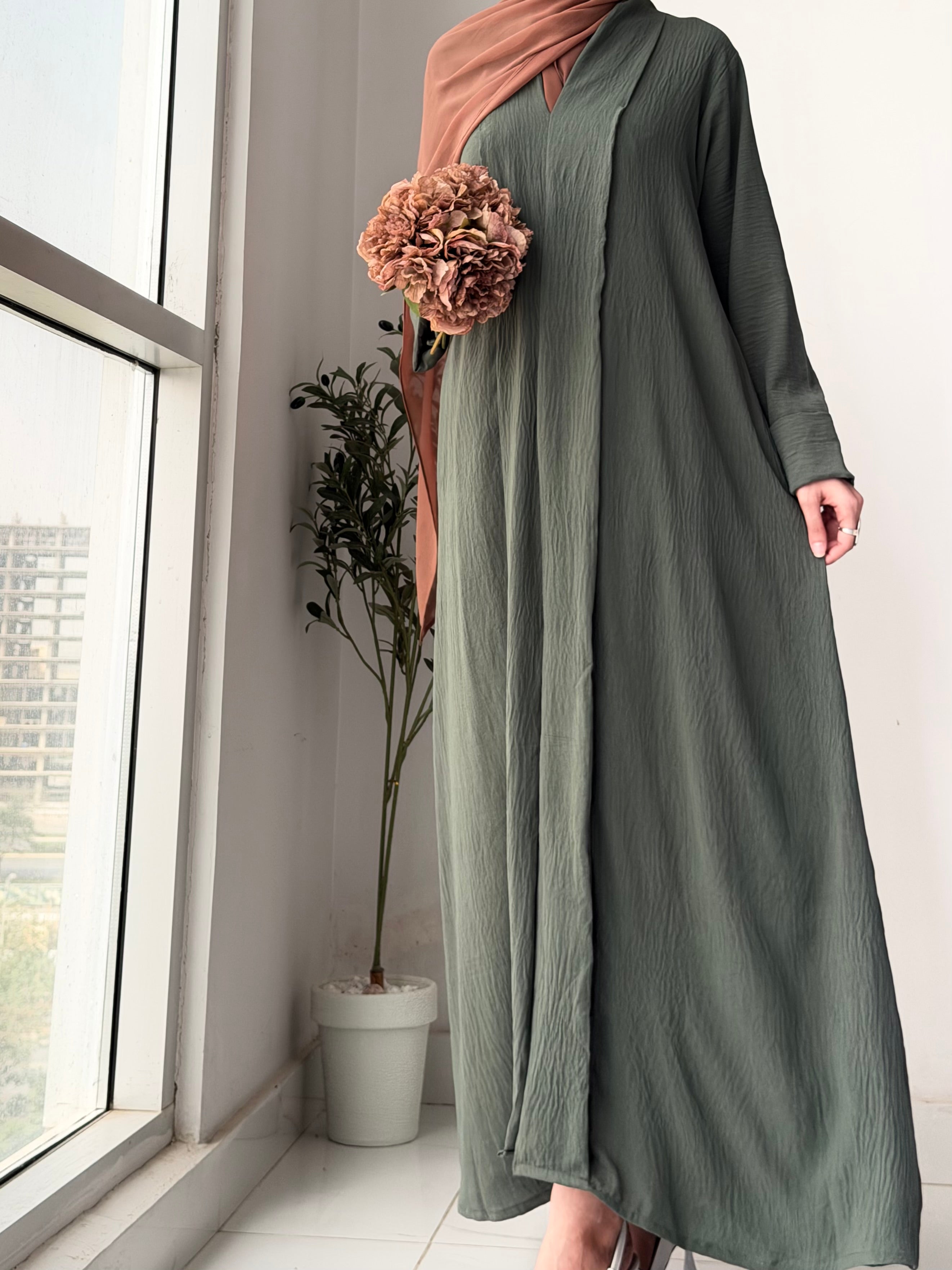 Elara Abaya - Sage
