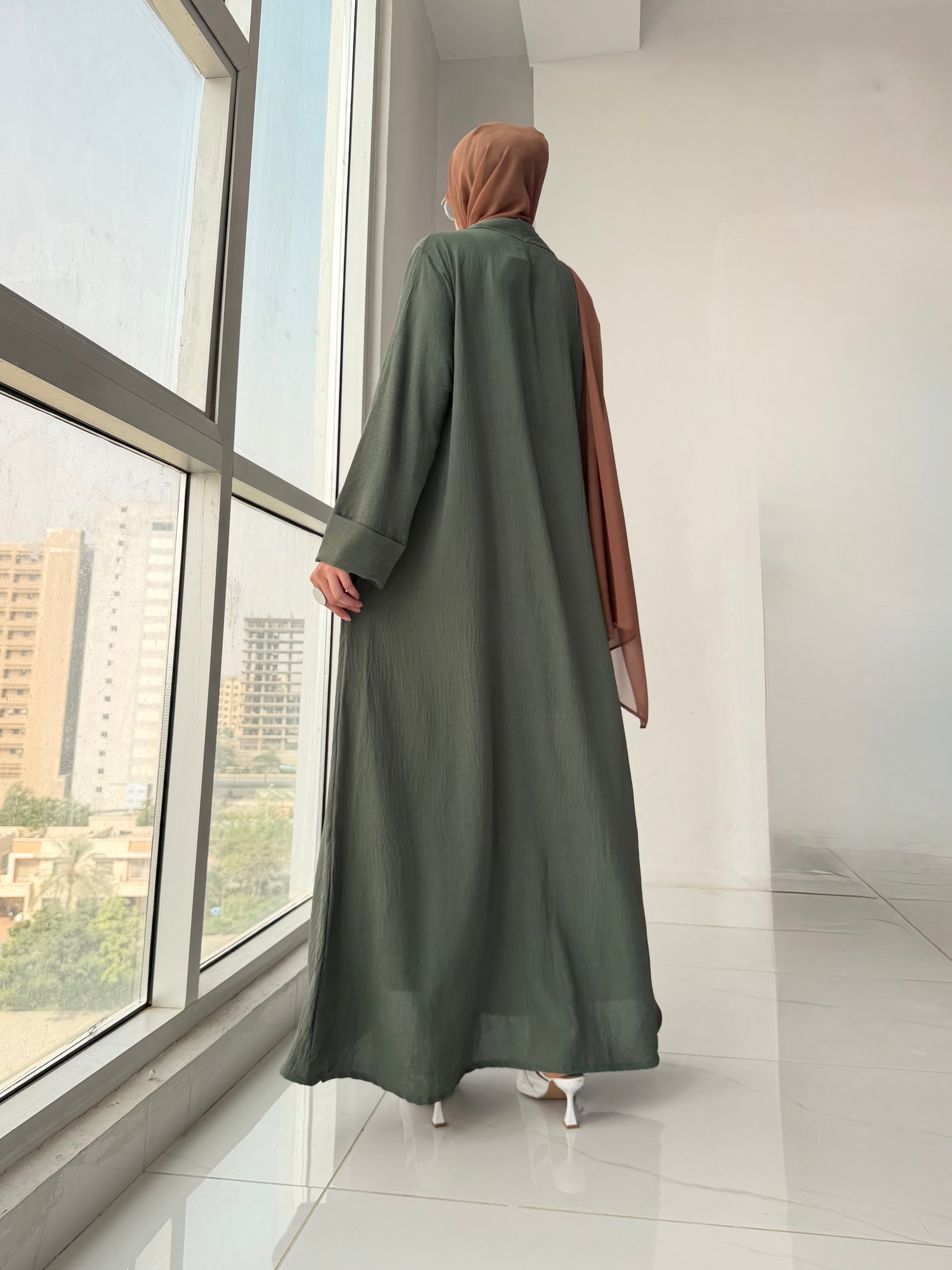 Elara Abaya - Sage