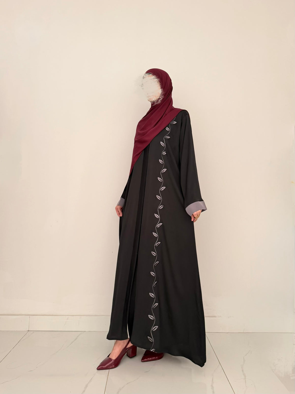 Ivy Trail Front Embroidered Abaya