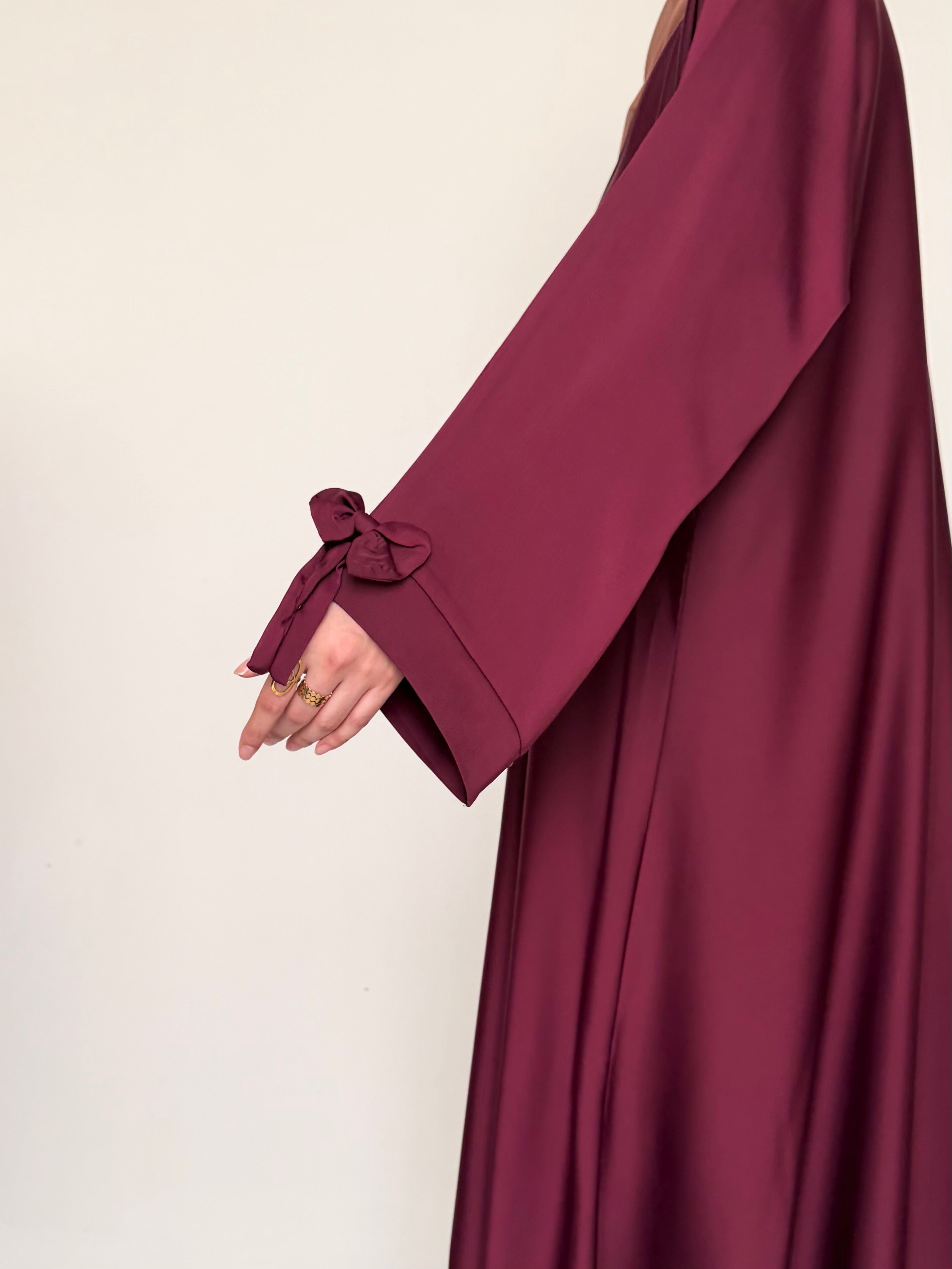 Bow-Knot Abaya - Vine