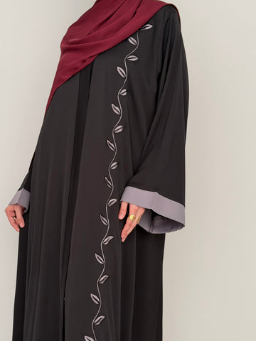 Ivy Trail Front Embroidered Abaya