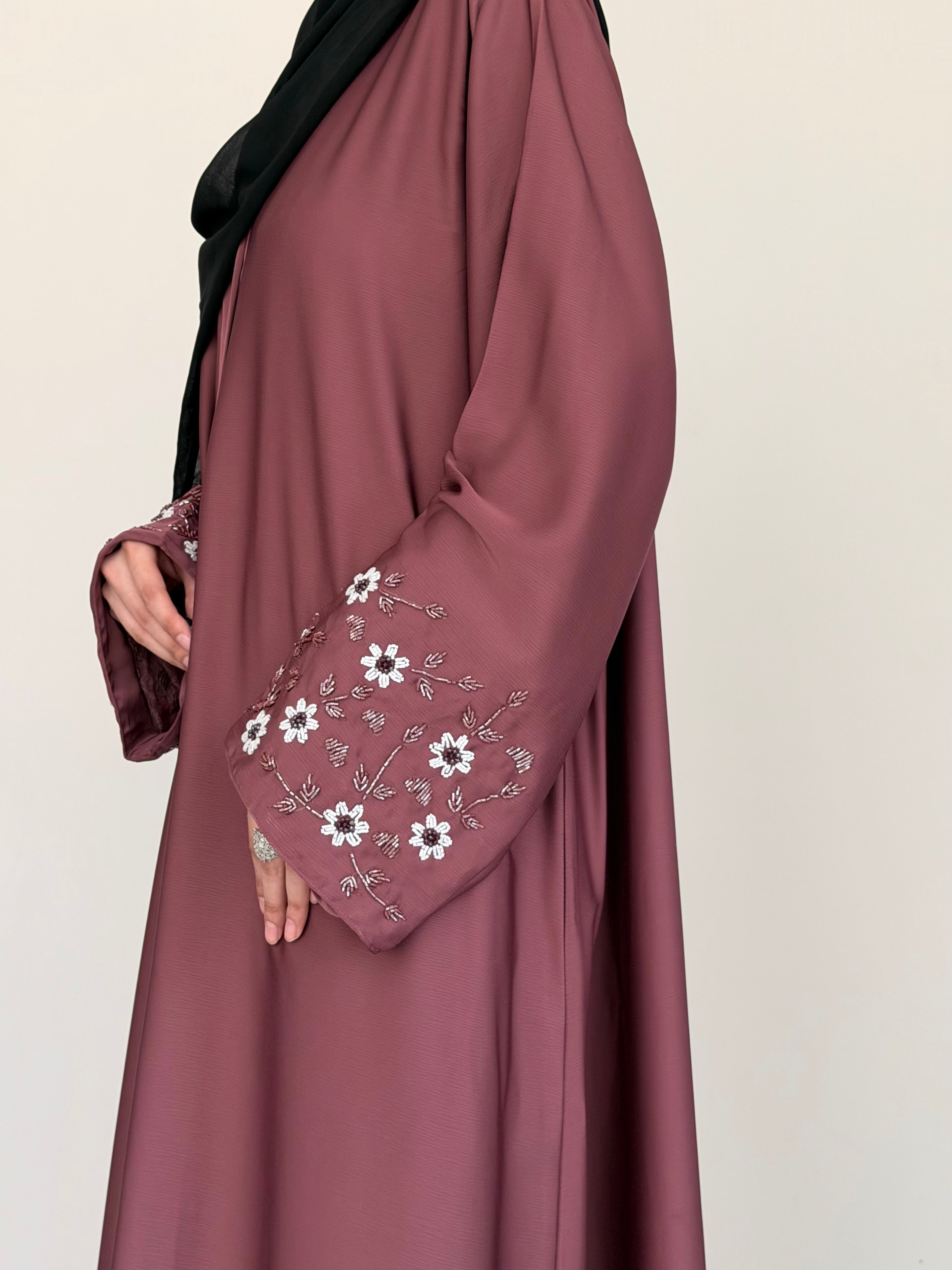Noore Abaya-Rose