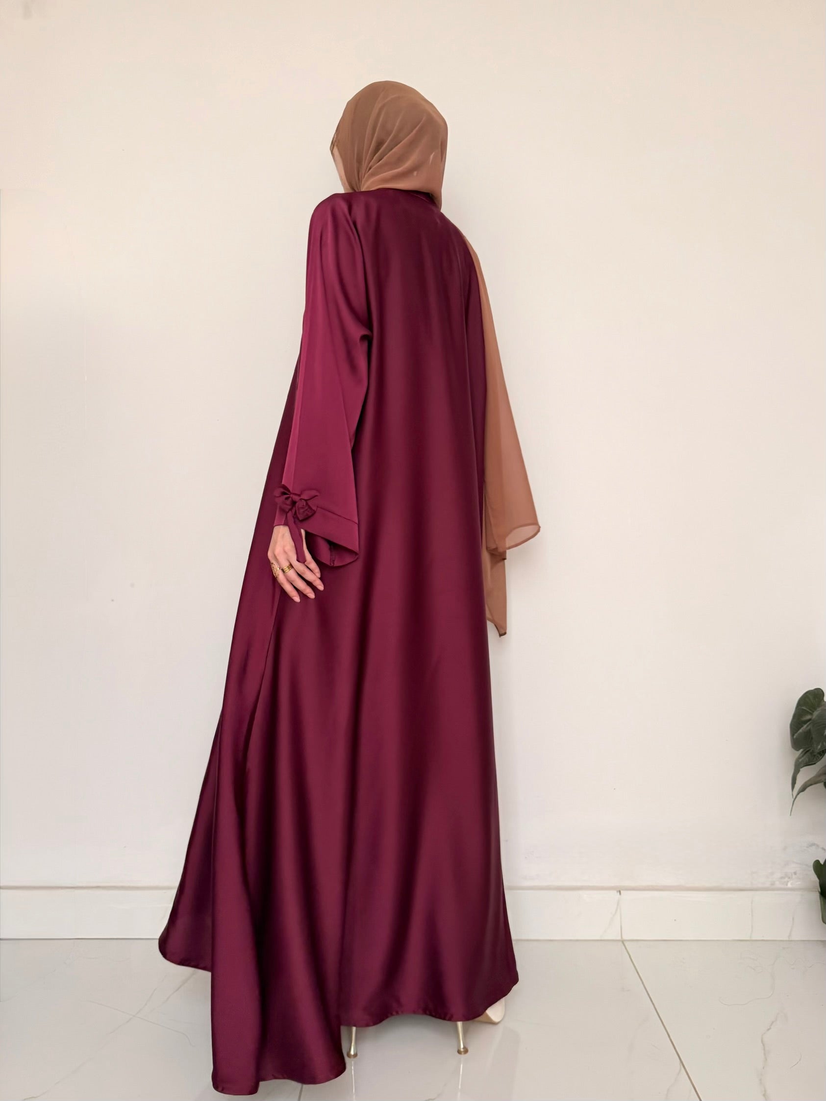 Bow-Knot Abaya - Vine