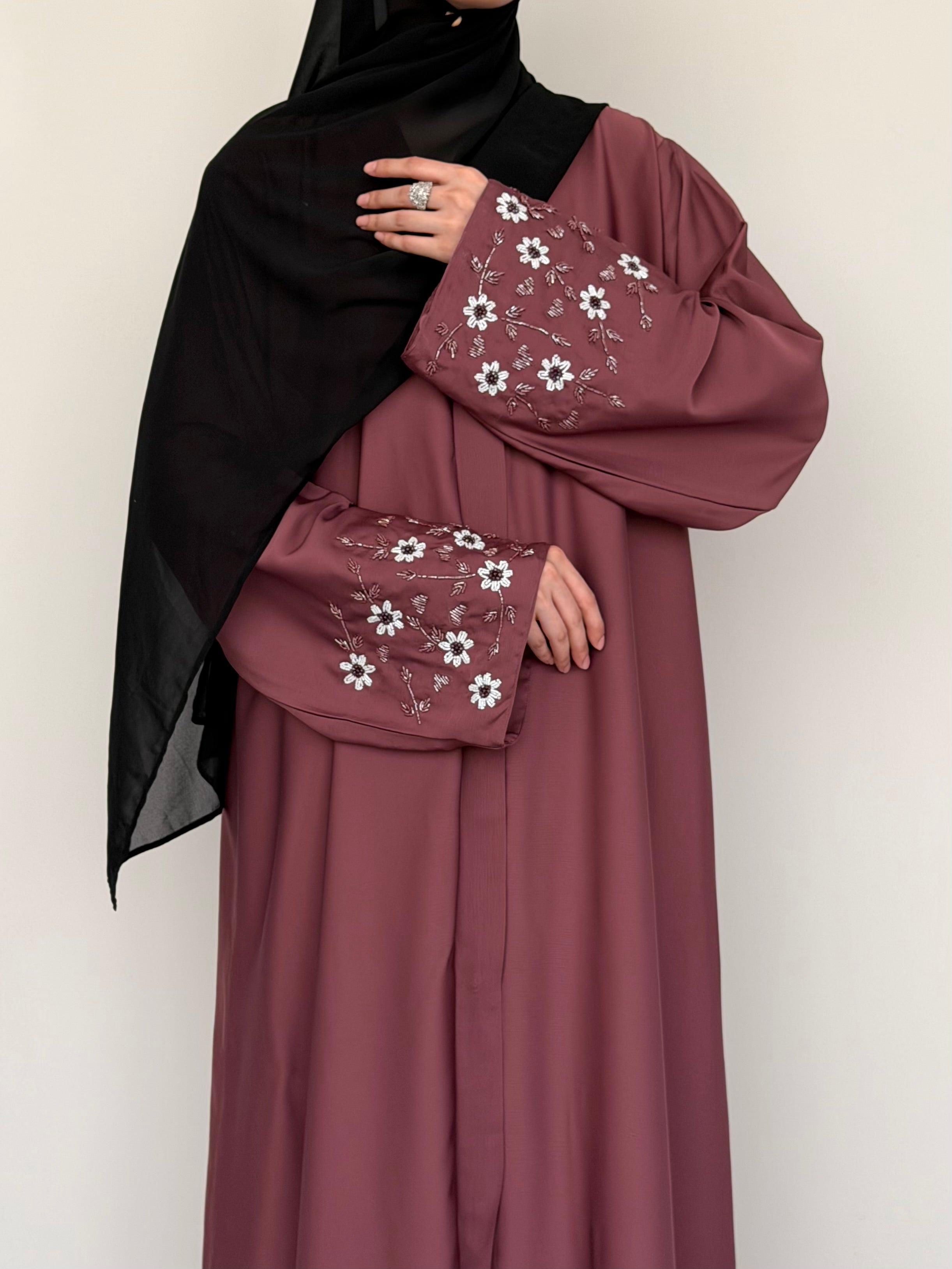 Noore Abaya-Rose