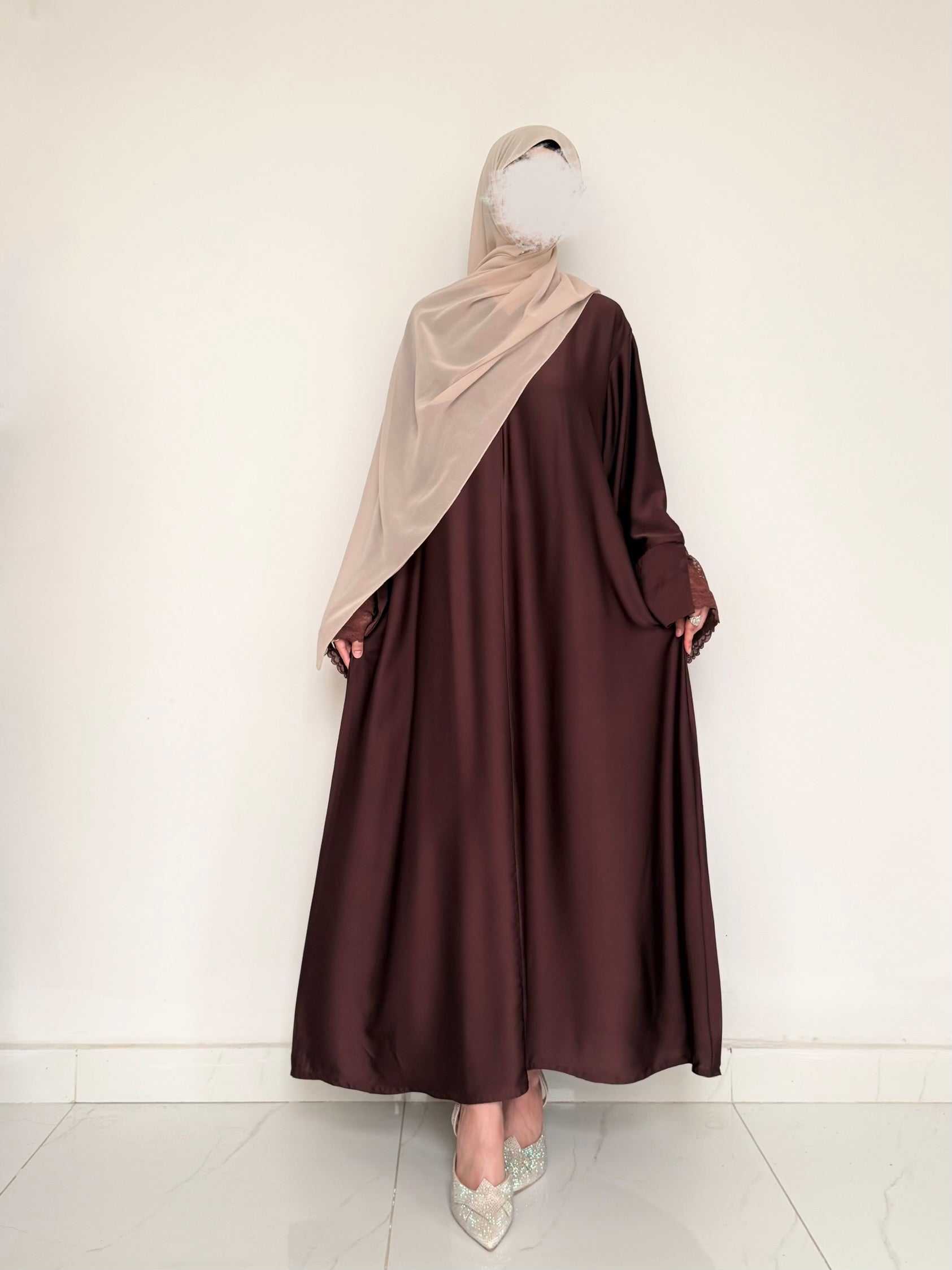 Mira Lace Abaya - Cocoa
