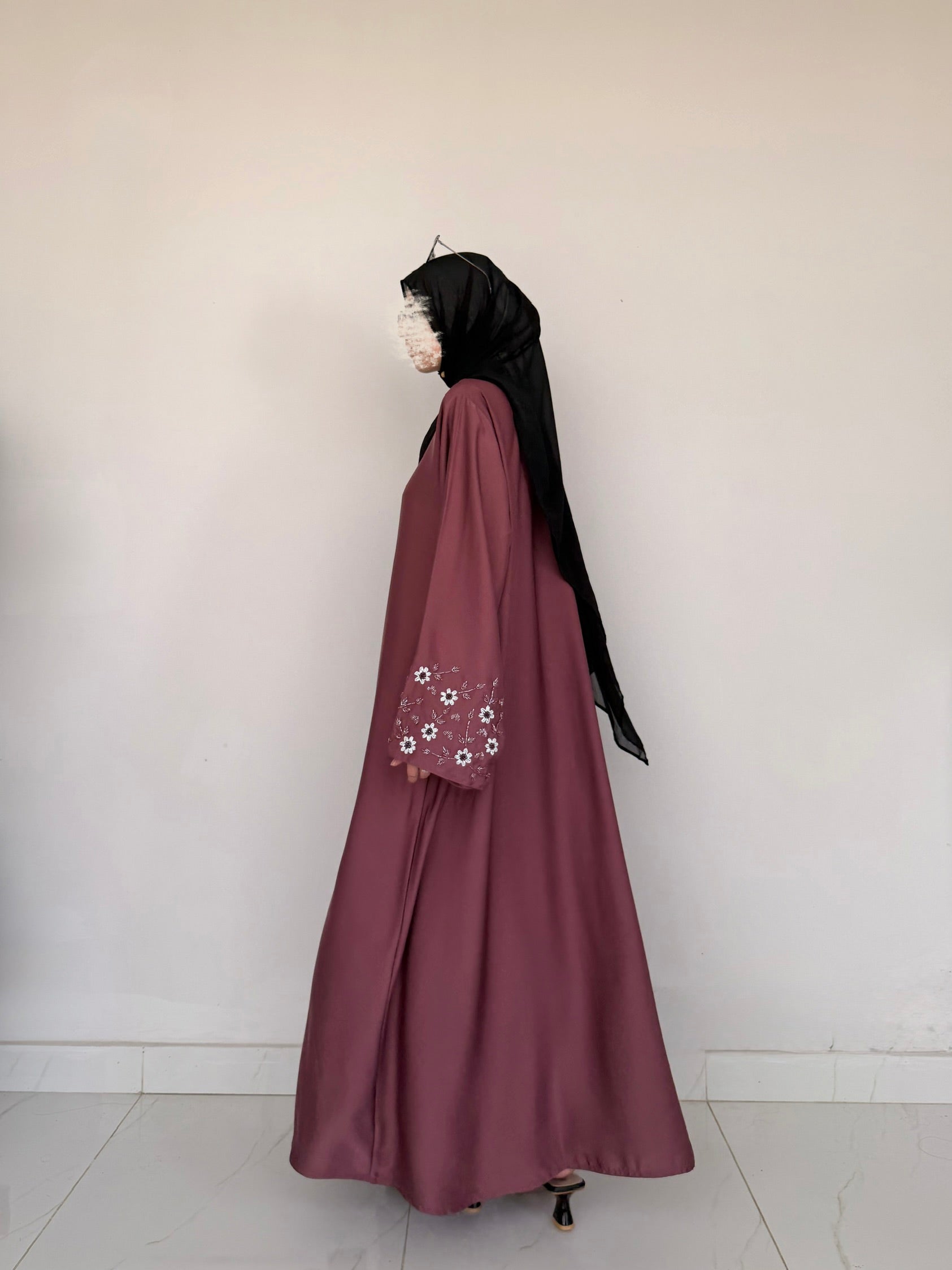 Noore Abaya-Rose
