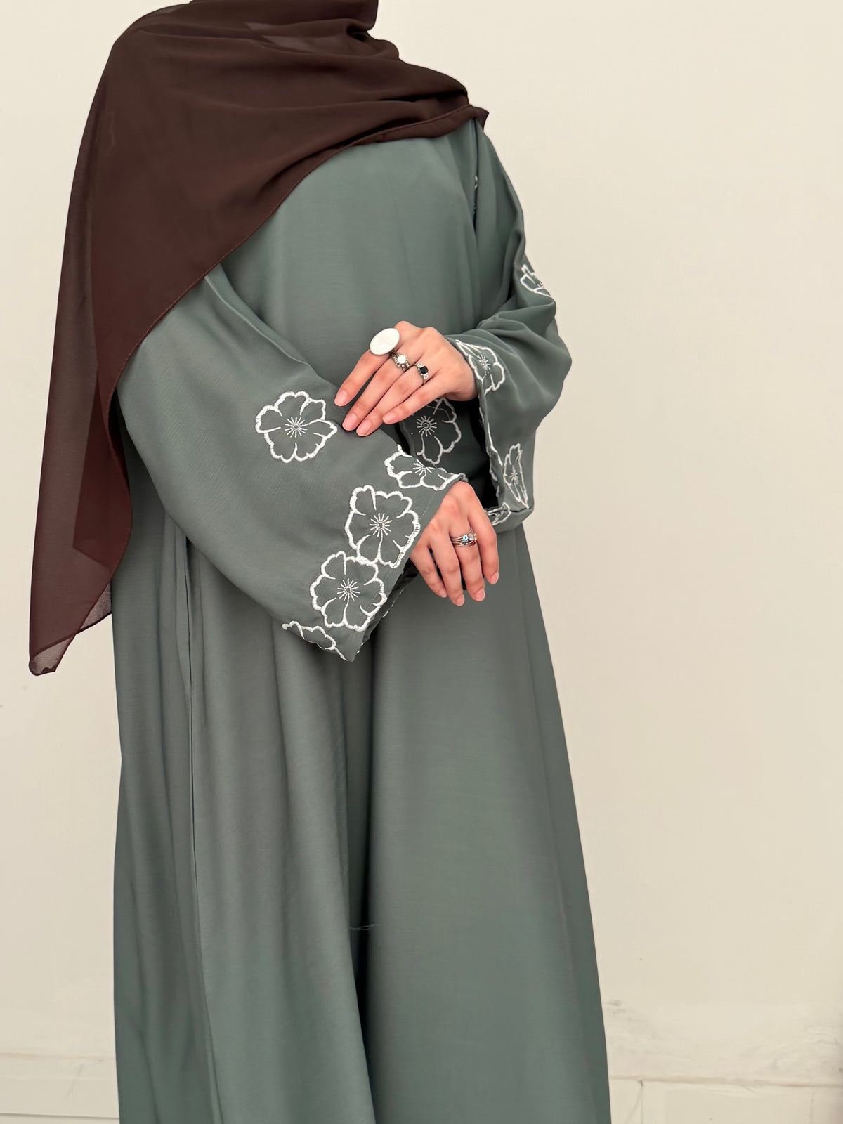 Poppy Bloom - Sleeve Embroidered Abaya