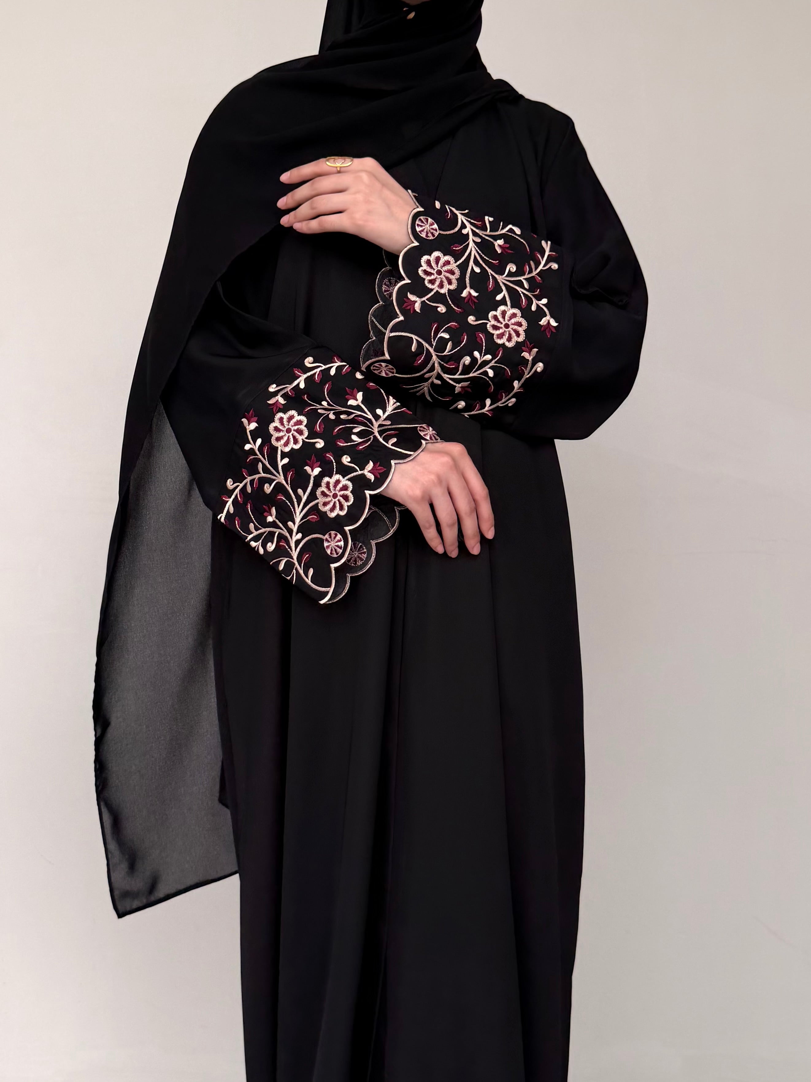 Stem Embroidered Abaya