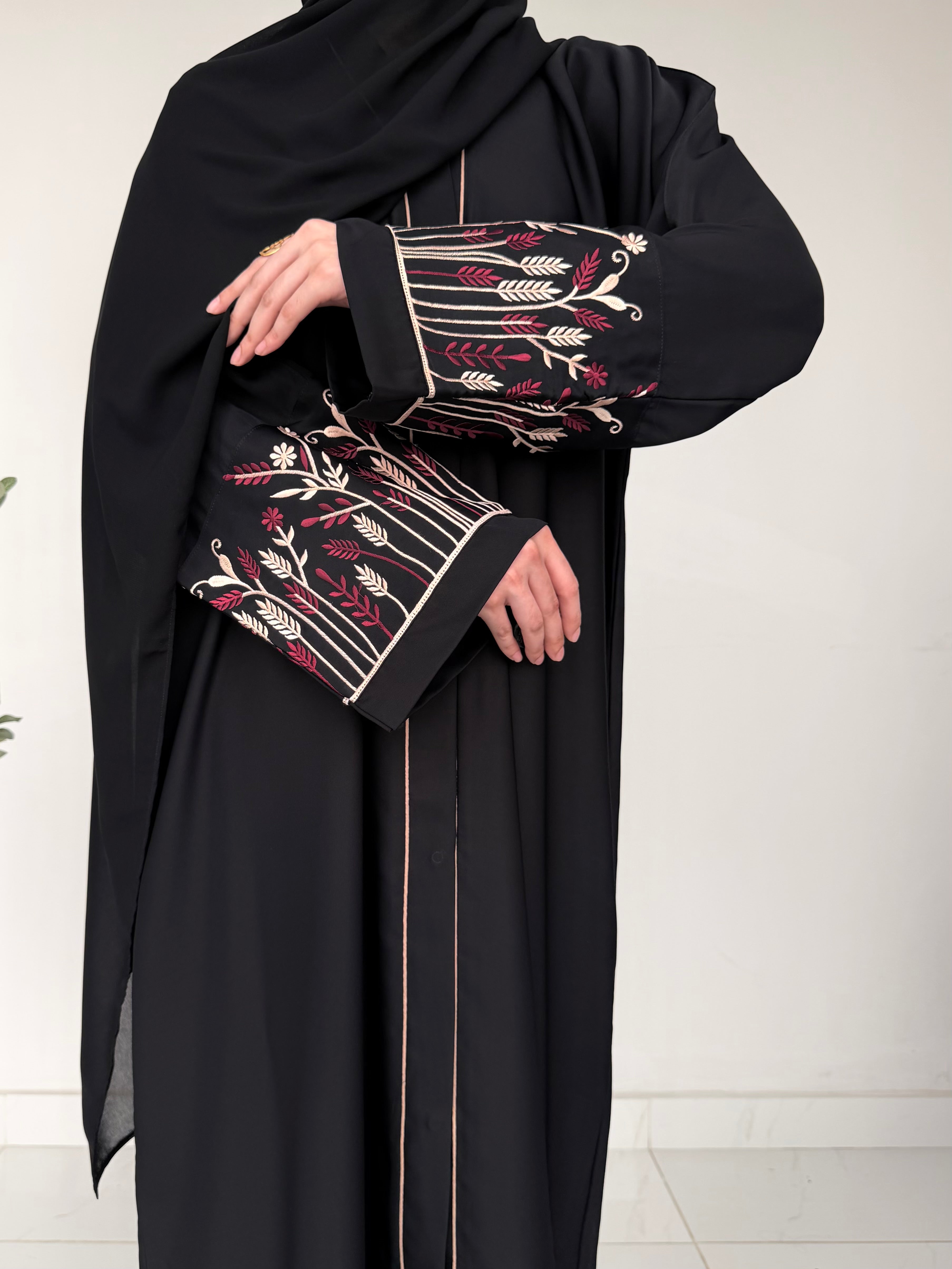 Pattern Sleeve Embroidered Abaya