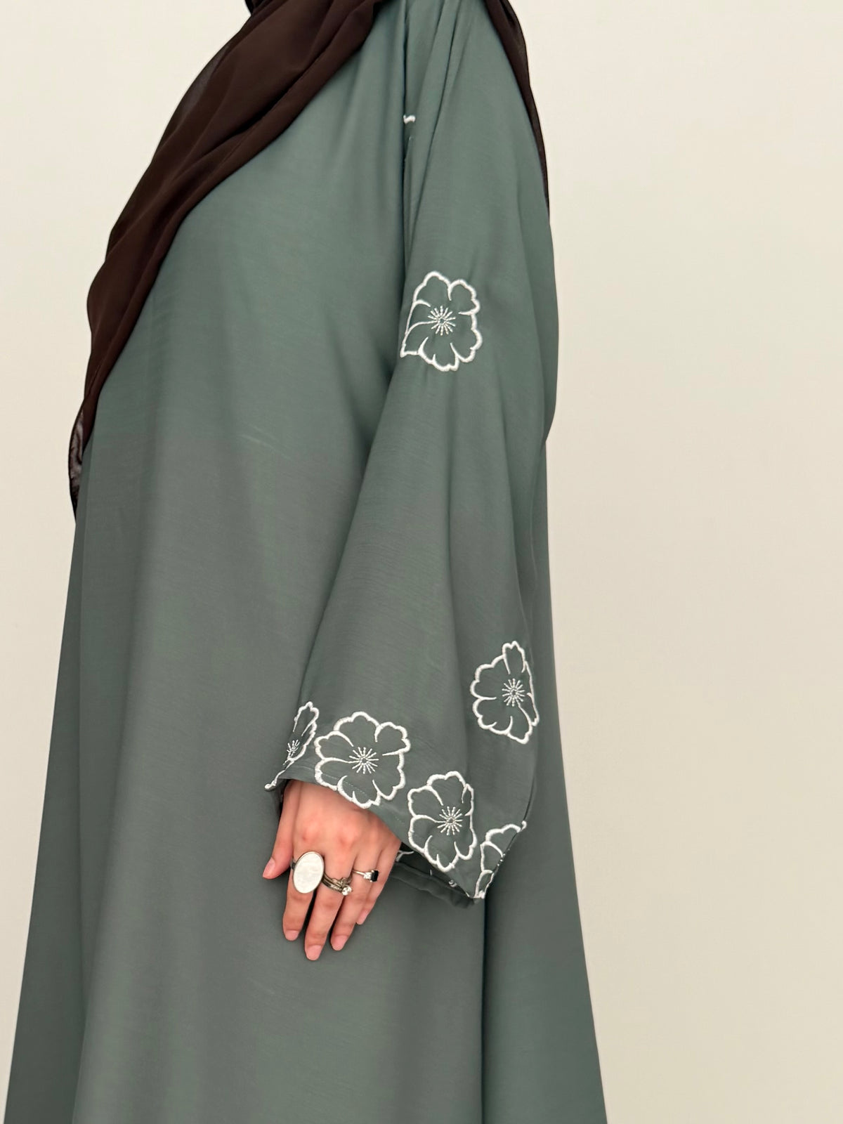 Poppy Bloom - Sleeve Embroidered Abaya