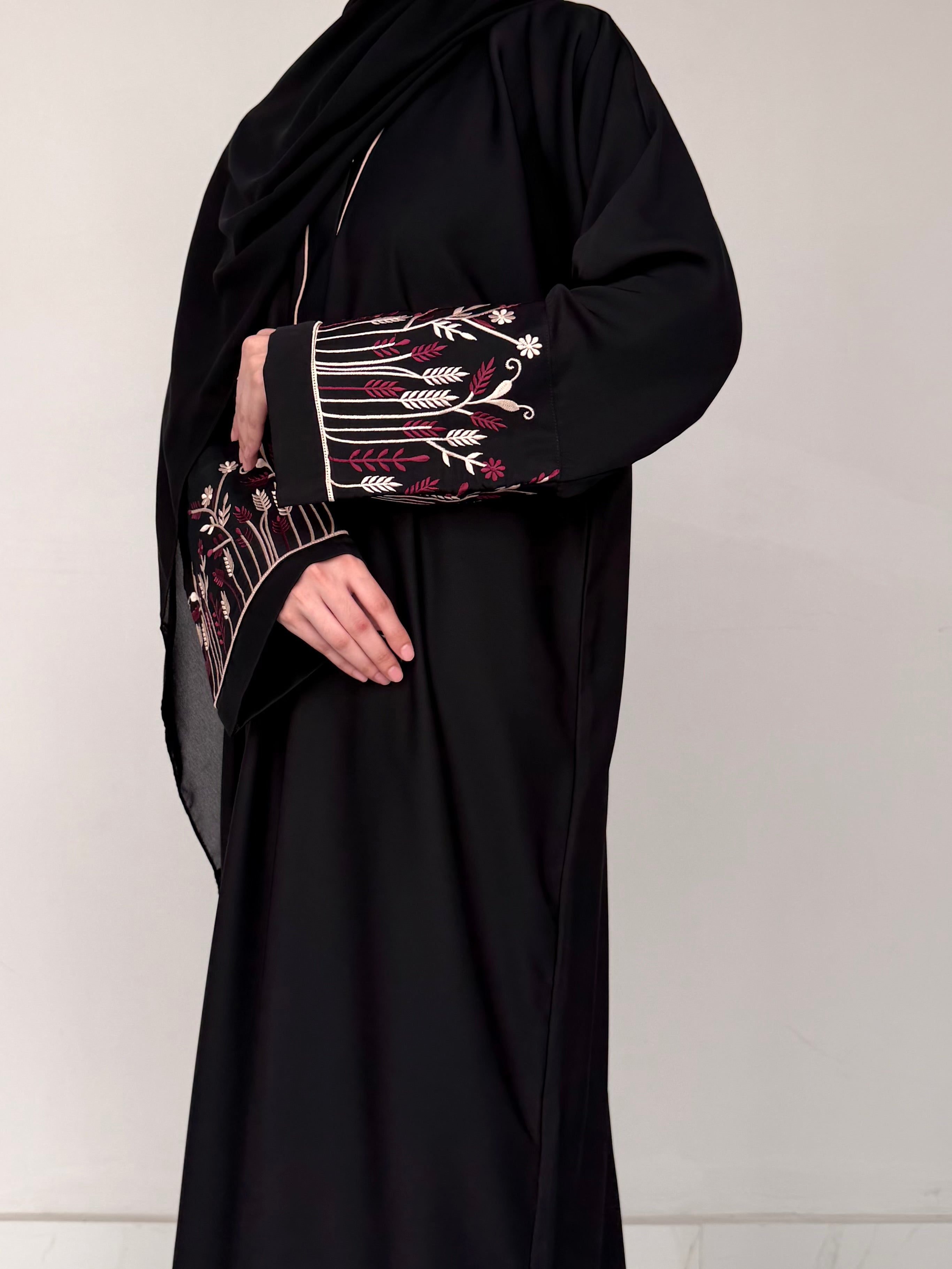 Pattern Sleeve Embroidered Abaya