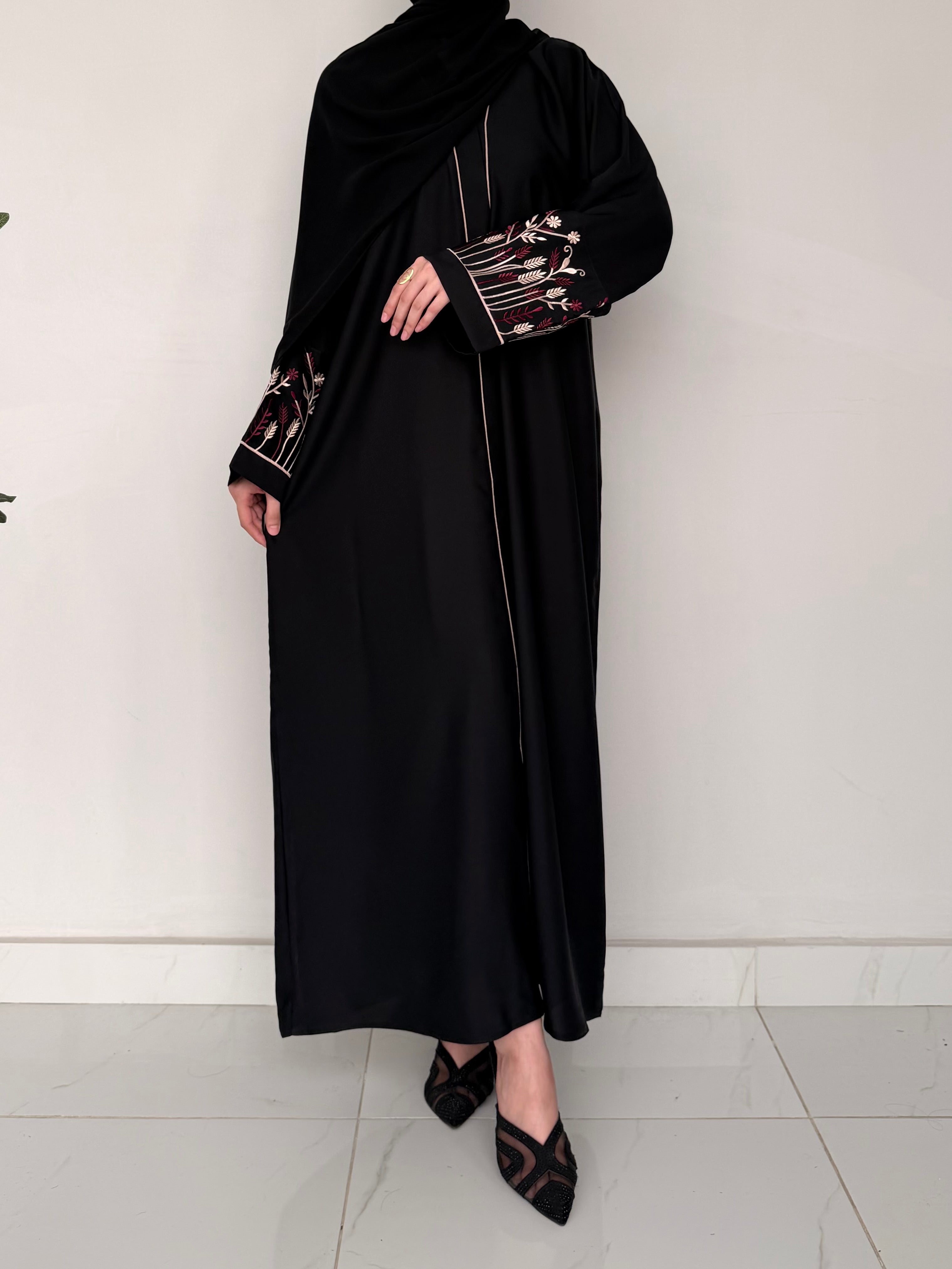 Pattern Sleeve Embroidered Abaya