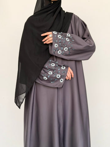 Noore Abaya-Gray