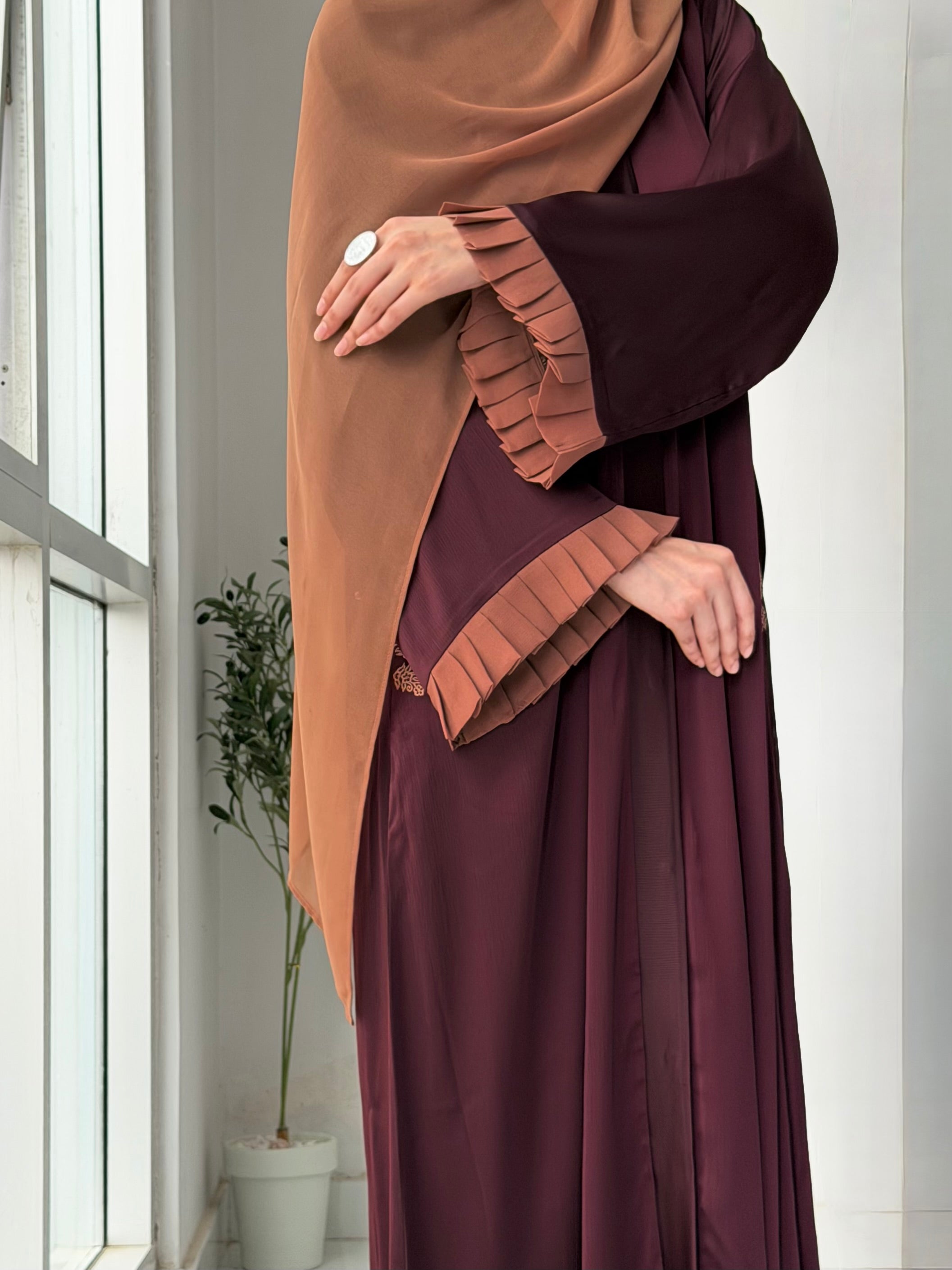 Rose Embroidered Abaya