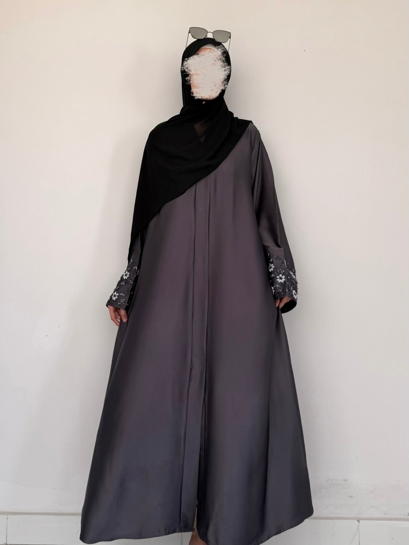 Noore Abaya-Gray
