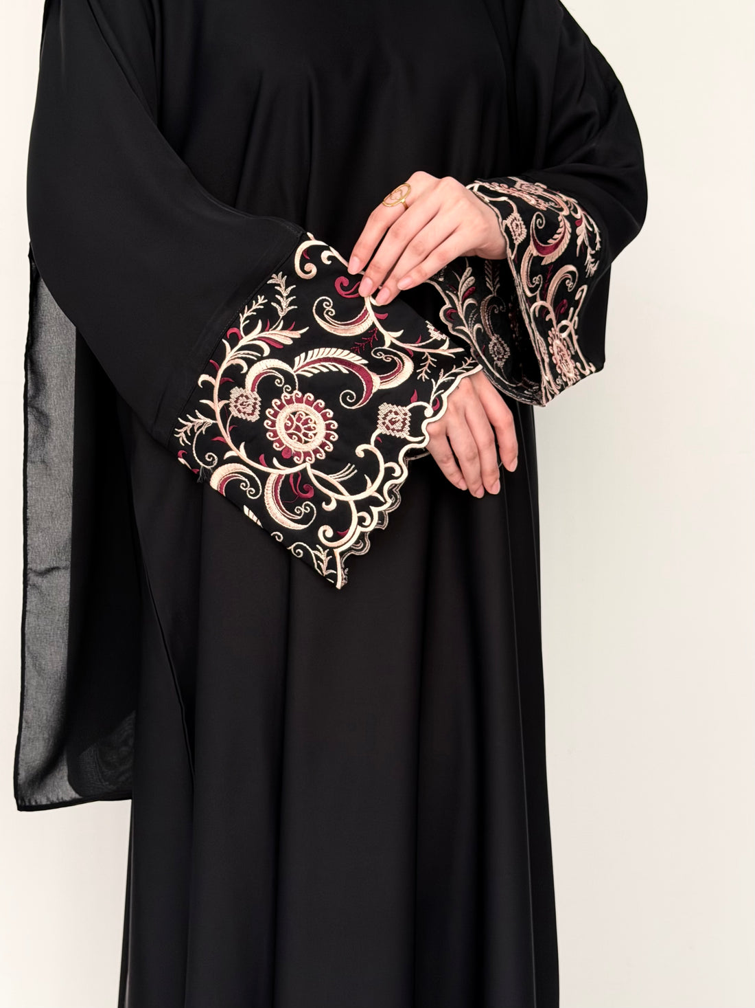 Swirl Embroidered Abaya