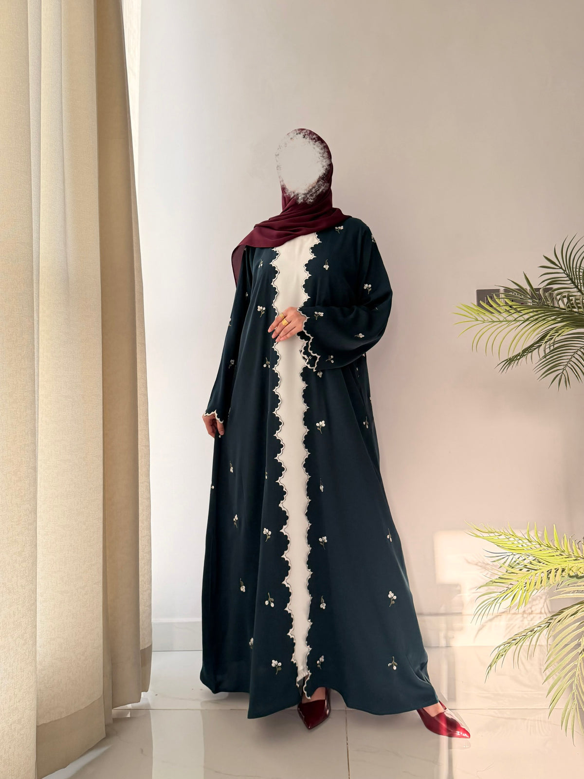 Frinzy - Kimono Embroidered Abaya with attached inner