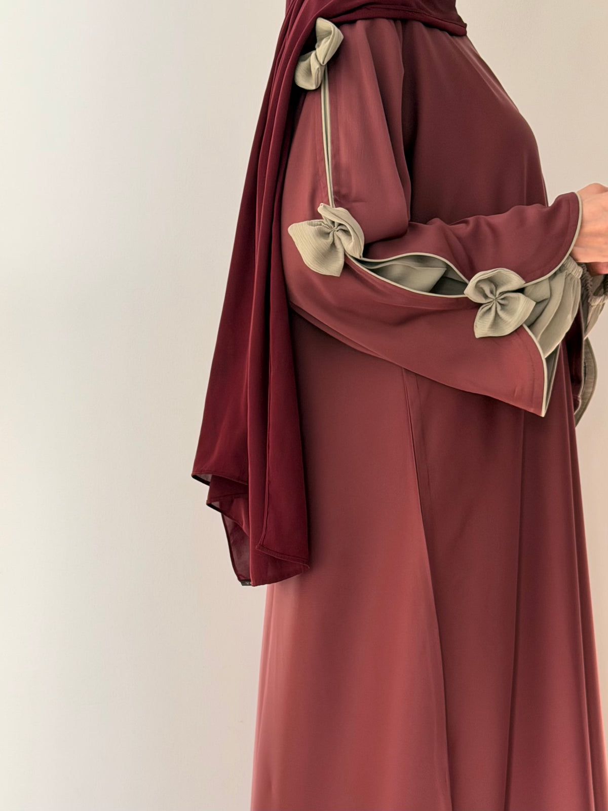 Bow Bliss Abaya