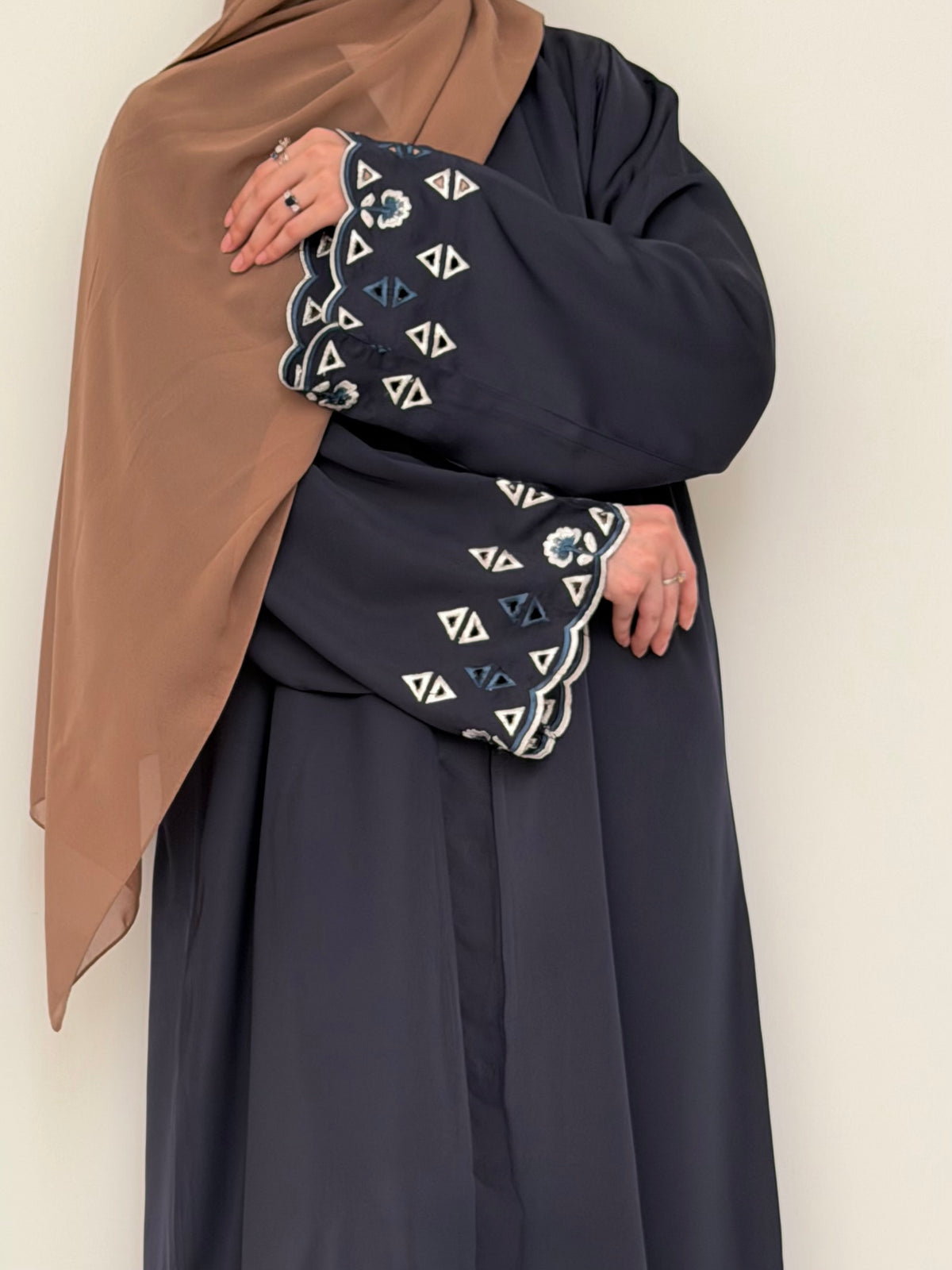 Tipsy - Cutwork Sleeve Abaya - Navy