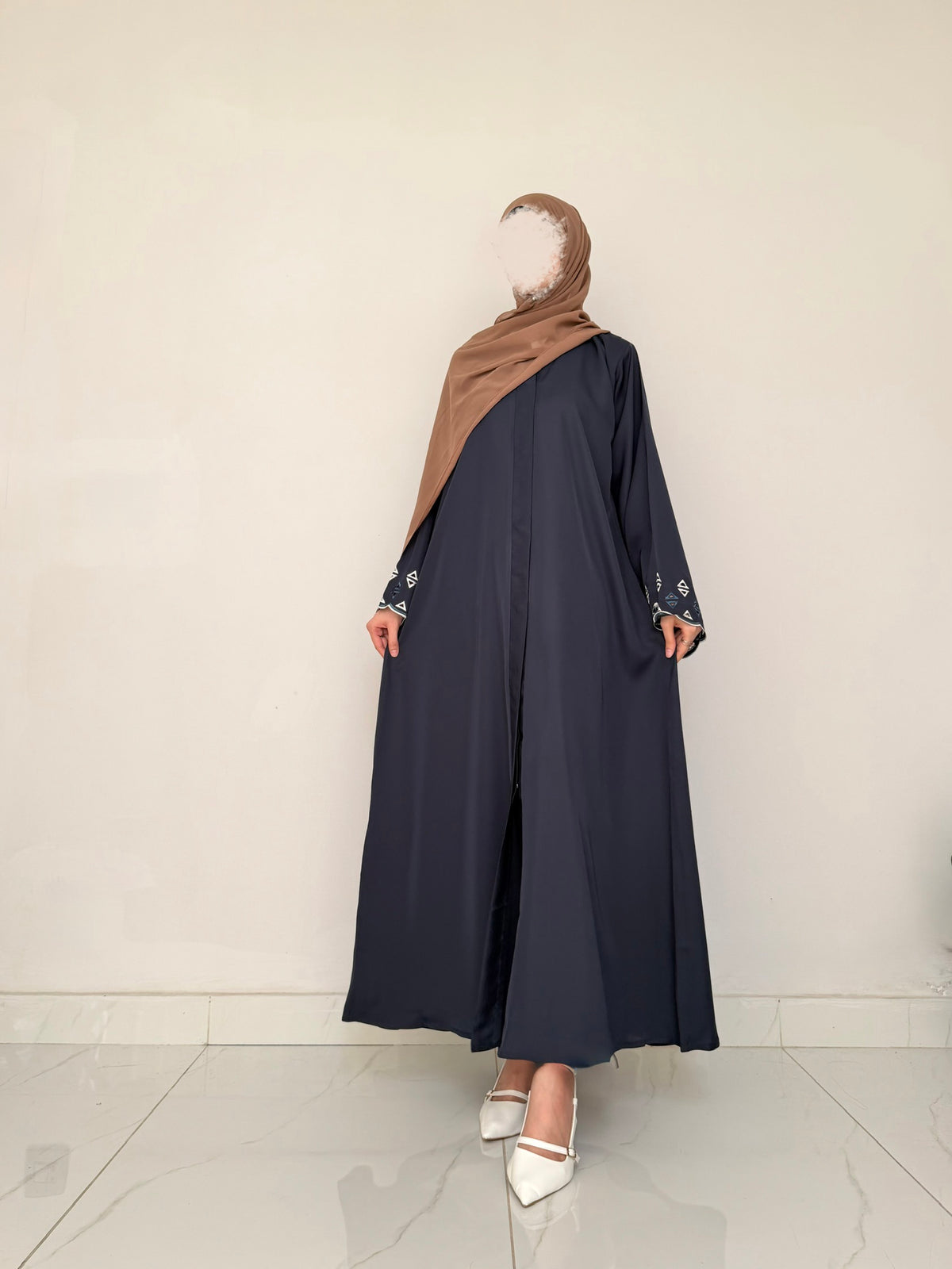 Tipsy - Cutwork Sleeve Abaya - Navy
